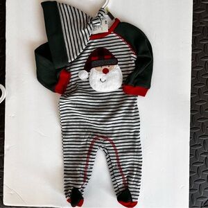 NWT!!!!! Baby Essentials 2 Piece Christmas Onesie with Matching Hat-6 Months